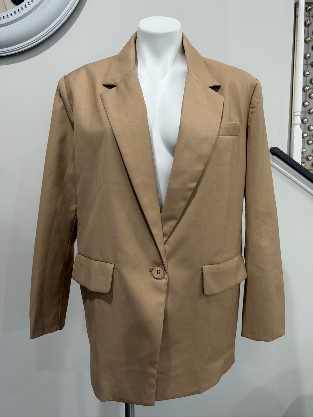New Lioness Welcome to the Jungle Blazer Beige/ Tan Blazer small